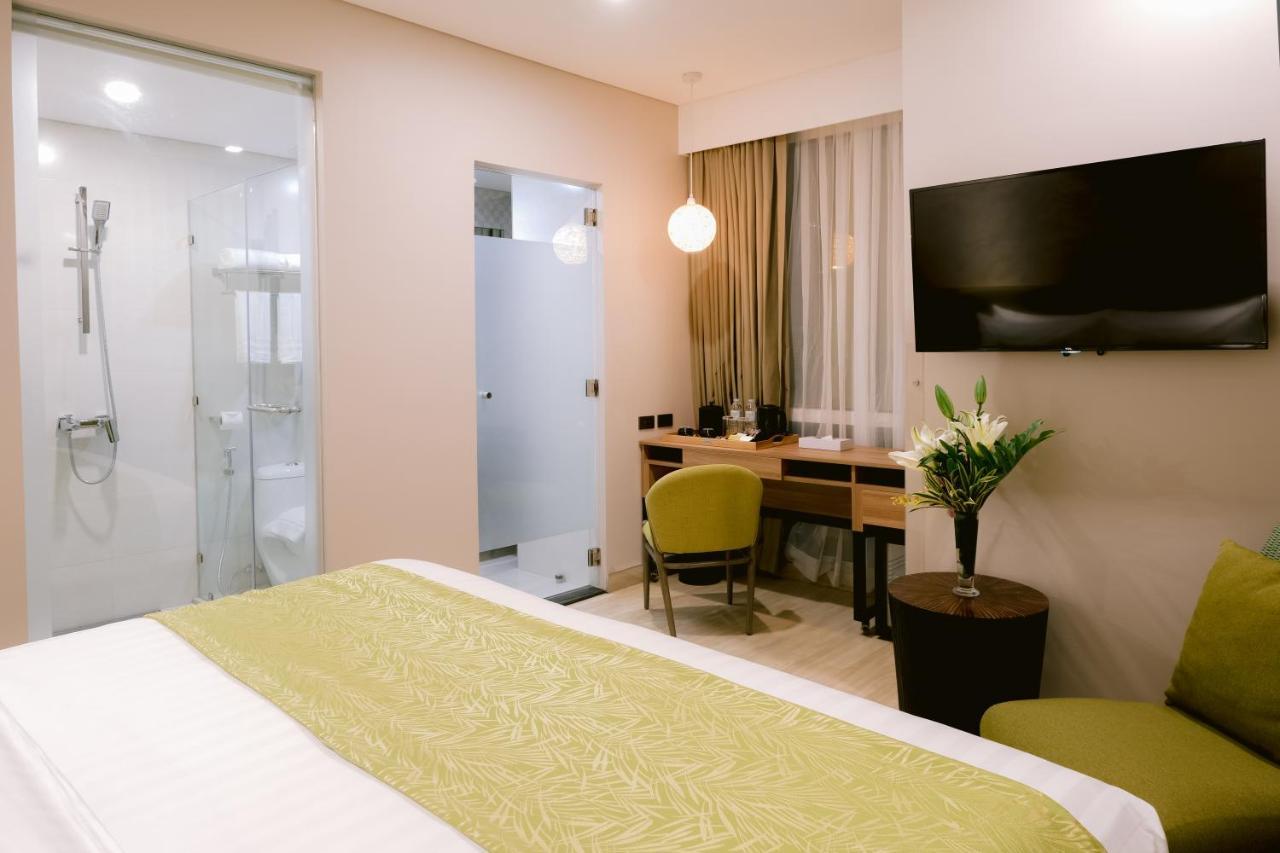 Goldberry Suites And Hotel Cebu Exteriör bild