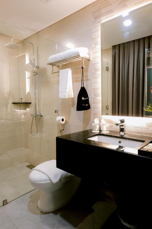 Goldberry Suites And Hotel Cebu Exteriör bild