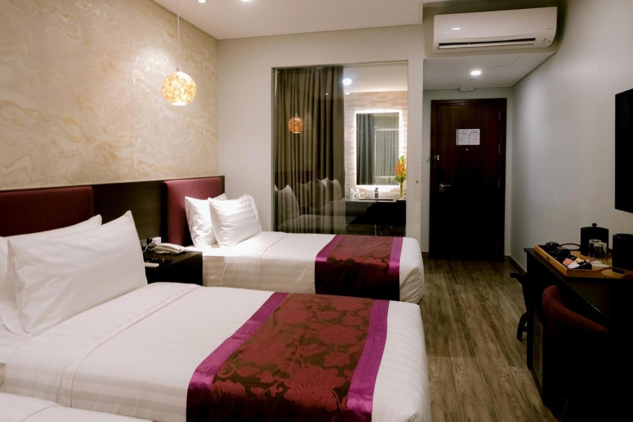 Goldberry Suites And Hotel Cebu Exteriör bild
