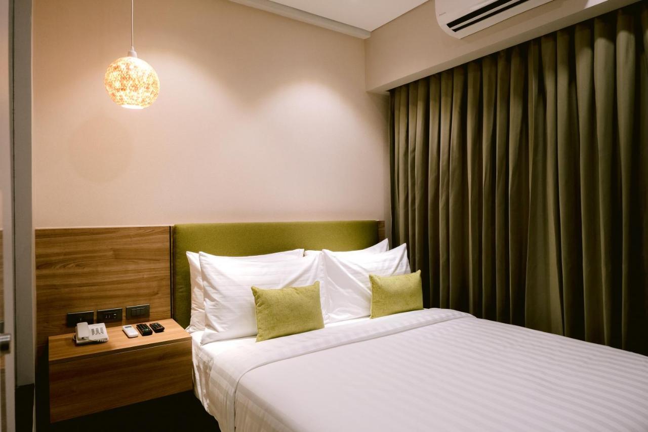 Goldberry Suites And Hotel Cebu Exteriör bild